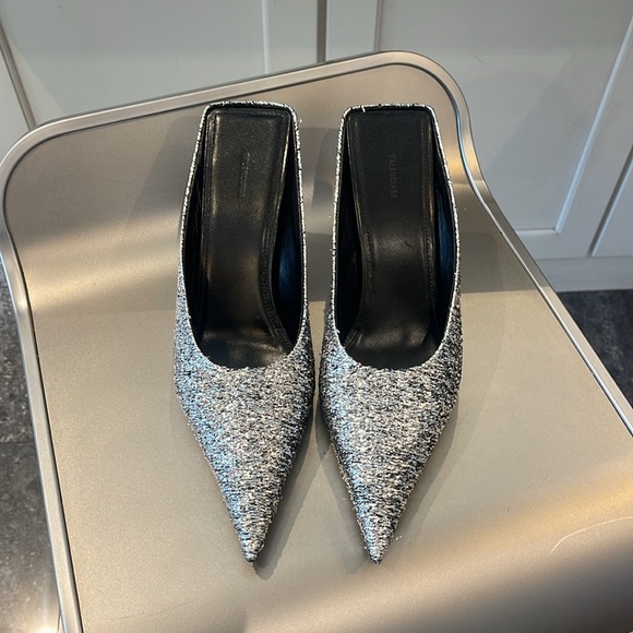 NIB BALENCIAGA KNIFE METALLIC STILETTO MULES IN SILVER. 39/8.5 - Picture 2 of 9